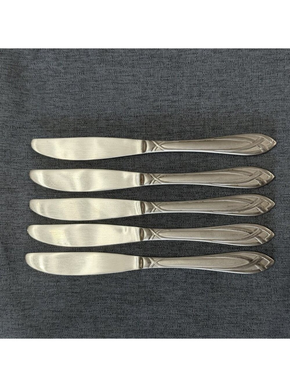 5 Hampton Silversmiths Lace Frosted Dinner Knives Stainless Flatware Replacement